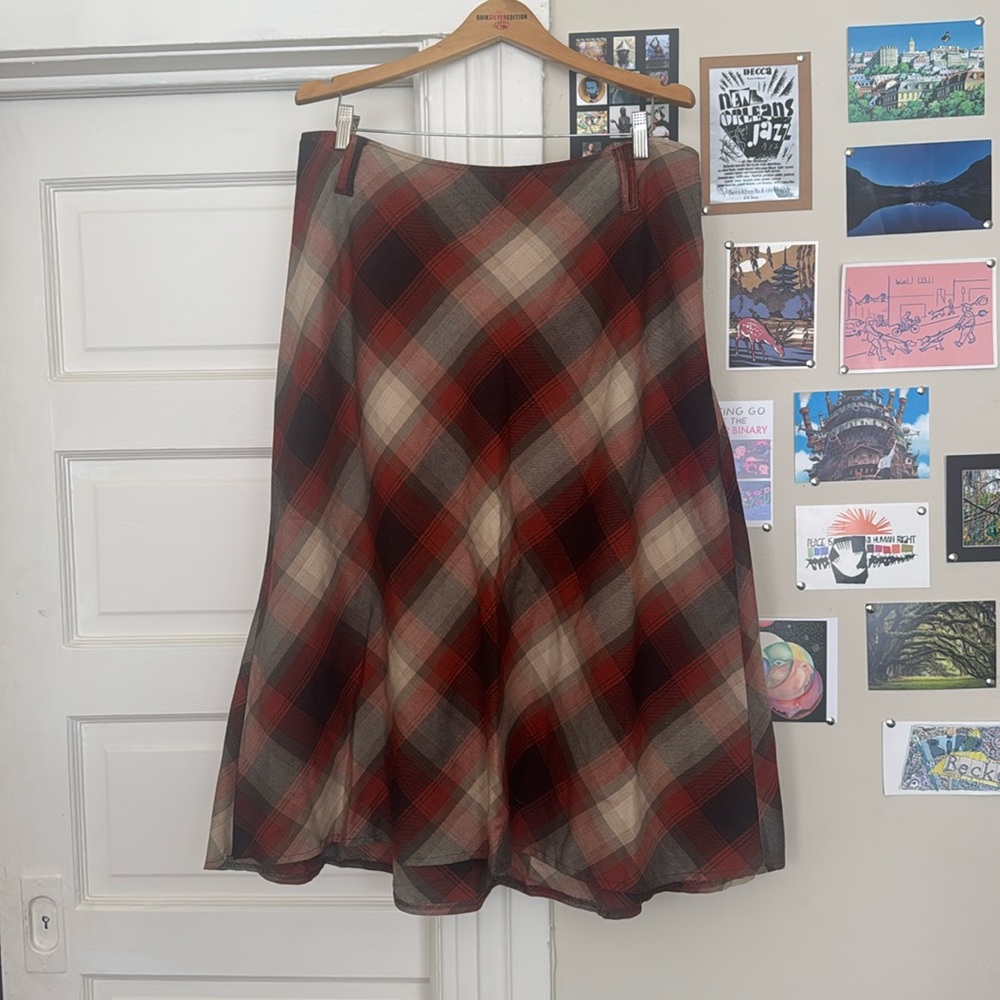 Vintage Dressbarn size 18 tartan full length skirt.